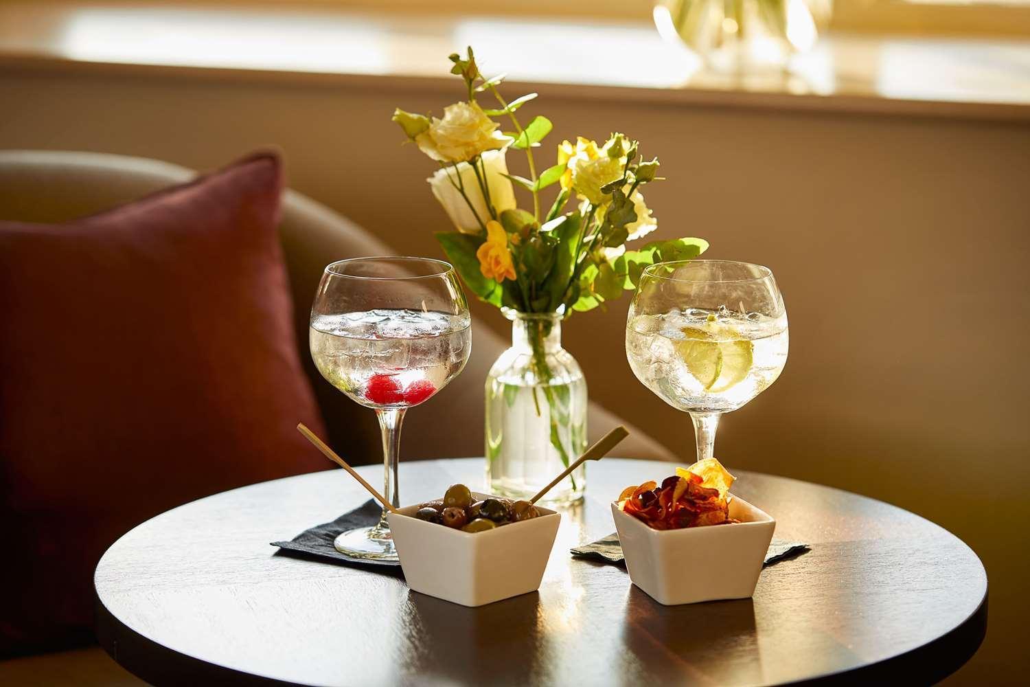 Macdonald Cardrona Hotel, Golf & Spa Peebles Exterior foto